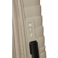 Чемодан American Tourister Flytwist Sandstone 67 см
