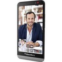 Телефон BlackBerry Z30