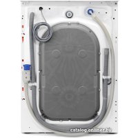 Стирально-сушильная машина Electrolux EW8WR261B