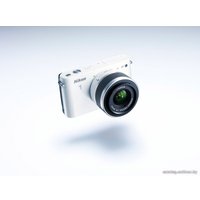 Беззеркальный фотоаппарат Nikon 1 J1 Kit 10-30mm