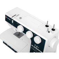 Электромеханическая швейная машина Comfort 3040