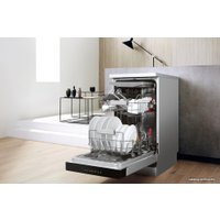 Отдельностоящая посудомоечная машина Whirlpool WSFO 3O23 PFX