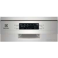 Отдельностоящая посудомоечная машина Electrolux ESS64321SX