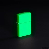 Зажигалка Zippo Classic Glow In The Dark 49193