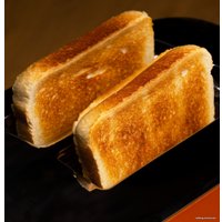 Тостер BORK T703 OR