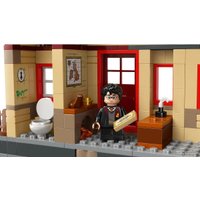 Конструктор LEGO Harry Potter 76423 Поезд Хогвартс-Экспресс со станцией Хогсмид
