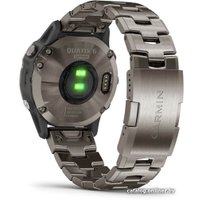 Умные часы Garmin Quatix 6 (титановый)