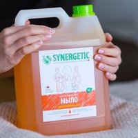  Synergetic Мыло жидкое для мытья рук и тела Фруктовый микс 5 л