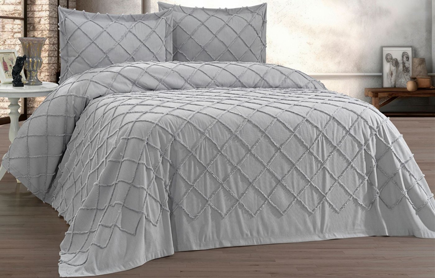 

Набор текстиля для спальни DO&CO Rozalina 240x250 12114 (серый)