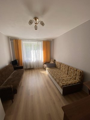 2-комн. квартира — Боровляны, 40 Лет Победы ул. 38