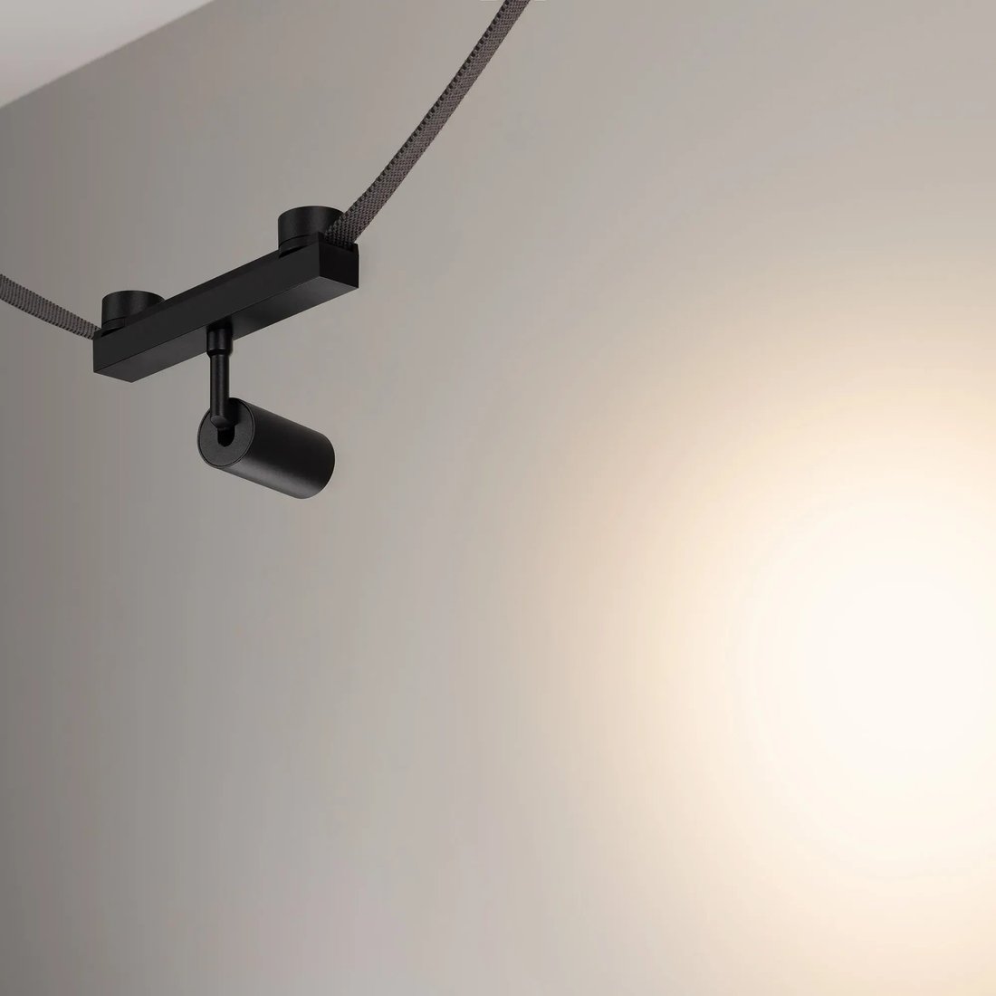 

Трековый светильник Arlight ART-INBELT-SPOT-R45-7W Day4000-MIX BK 25 deg 051350