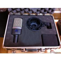 Проводной микрофон AKG C214