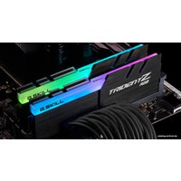 Оперативная память G.Skill Trident Z RGB 2x32GB DDR4 PC4-32000 F4-4000C18D-64GTZR в Борисове