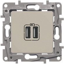 

Розетка USB Legrand Etika 6 723 94