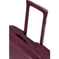 Чемодан American Tourister Soundbox Wild cherry 67 см