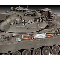 Сборная модель Revell 03258 Танк Leopard 1A1