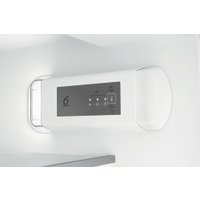 Холодильник Whirlpool WHC18 T132