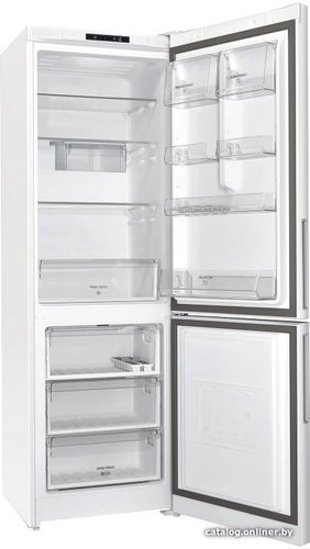 Холодильник Hotpoint HS 4180 W
