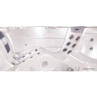 Композитный бассейн Wellis Kilimanjaro Standard в Борисове