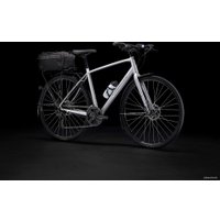 Велосипед Trek FX 2 Disc L 2022 (серебристый)