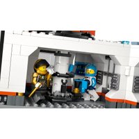 Конструктор LEGO City 60434 Космическая база и площадка для ракет