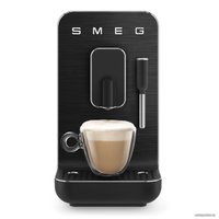 Кофемашина Smeg BCC02FBMEU