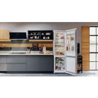 Холодильник Hotpoint HTS 7200 M O3