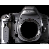 Зеркальный фотоаппарат Canon EOS 5D Mark III Kit 24-105 IS