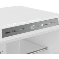 Холодильник Haier BCF5261WRU