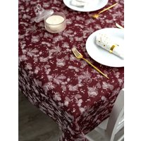 Скатерть Моготекс Красные морозные ветки 02ШС8-14-КВ рис.2634/010101 (220x150)