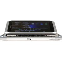 Смартфон Nokia E7-00