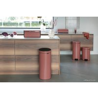 Мусорное ведро Brabantia Pedal Bin NewIcon 30 л (терракотовый)