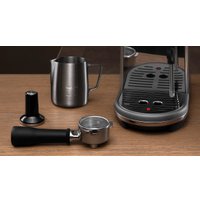 Рожковая кофеварка BORK C702