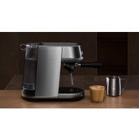 Рожковая кофеварка BORK C702