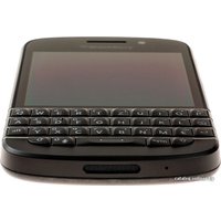 Телефон BlackBerry Q10