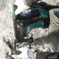 Отбойный молоток Makita HM1213C