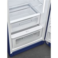 Однокамерный холодильник Smeg FAB28RDUJ5