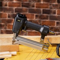 Гвоздезабиватель Deli DL-QDQ-F30B 102986