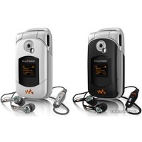 Кнопочный телефон Sony Ericsson W300i Walkman