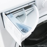 Стиральная машина Hotpoint-Ariston RSM 601 W