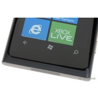 Смартфон Nokia Lumia 800