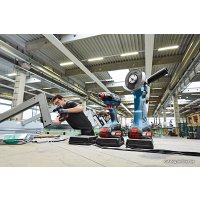 Аккумулятор Bosch GBA 18V MW-B Professional 1600A003NC (18В/2 Ah)