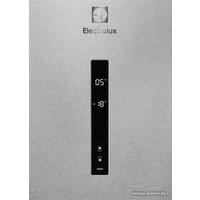 Холодильник Electrolux LNT7ME36X3