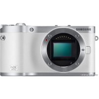 Беззеркальный фотоаппарат Samsung NX300 Body