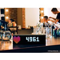 Настольные часы LaMetric Time