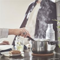 Кастрюля Ikea Миддагсмат с крышкой 204.637.11