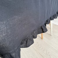 Скатерть ОМурМебель 200x150см прямоугольная с рюшами (черный)