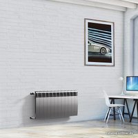 Биметаллический радиатор Royal Thermo BiLiner 500 Silver Satin (7 секций)