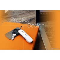 USB Flash Silicon-Power Blaze B32 64GB (белый)