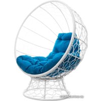 Кресло M-Group Кокос на подставке 11590103 (белый ротанг/голубая подушка)